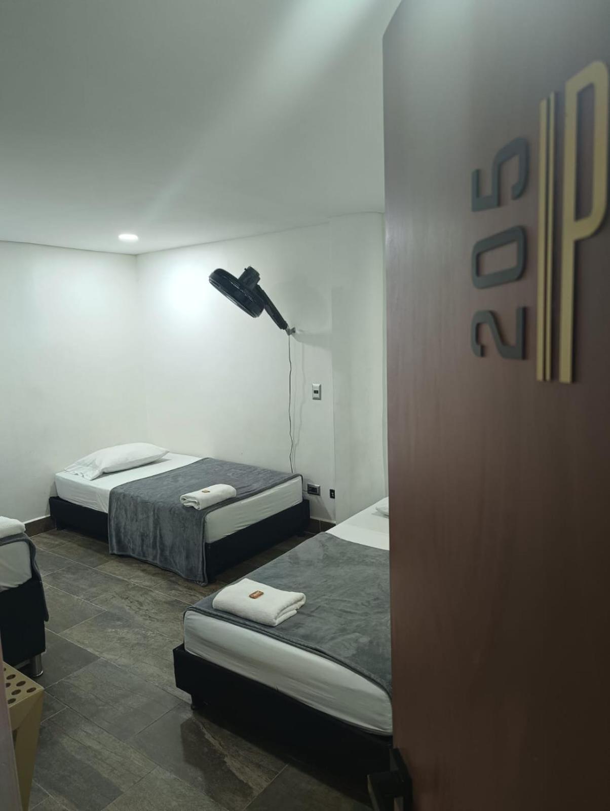 Hotel Prestige Medellín Eksteriør billede
